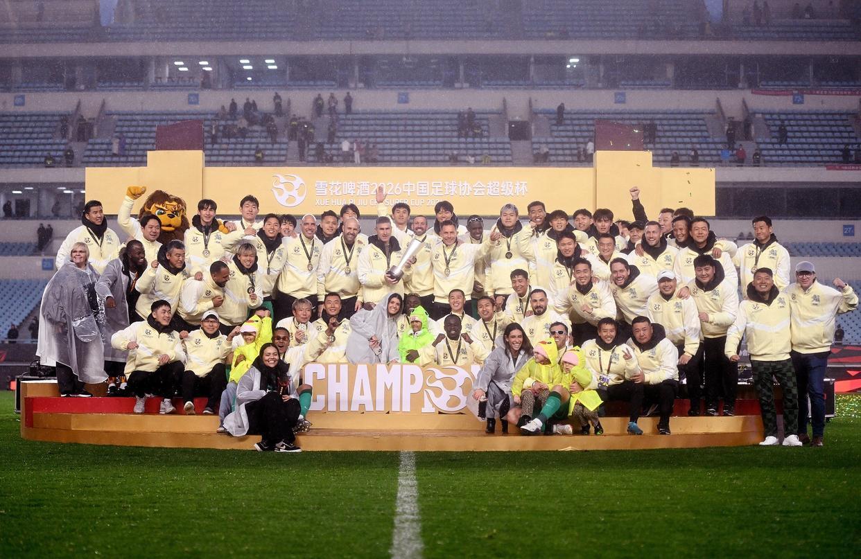 国安新援如狼似虎！蒙哥马利激活鲤鱼 海米提真硬 首轮拿三镇祭旗